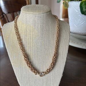 Elegant Gold Chain Necklace